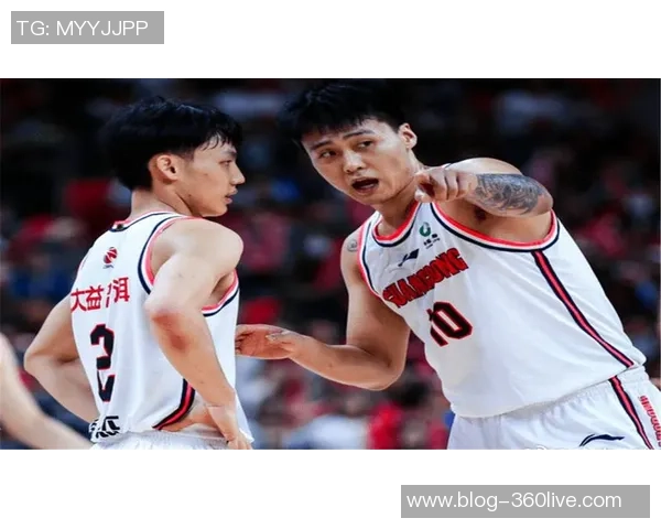 徐杰：从青年才俊到篮球场上的领军人物的成长之路与未来展望